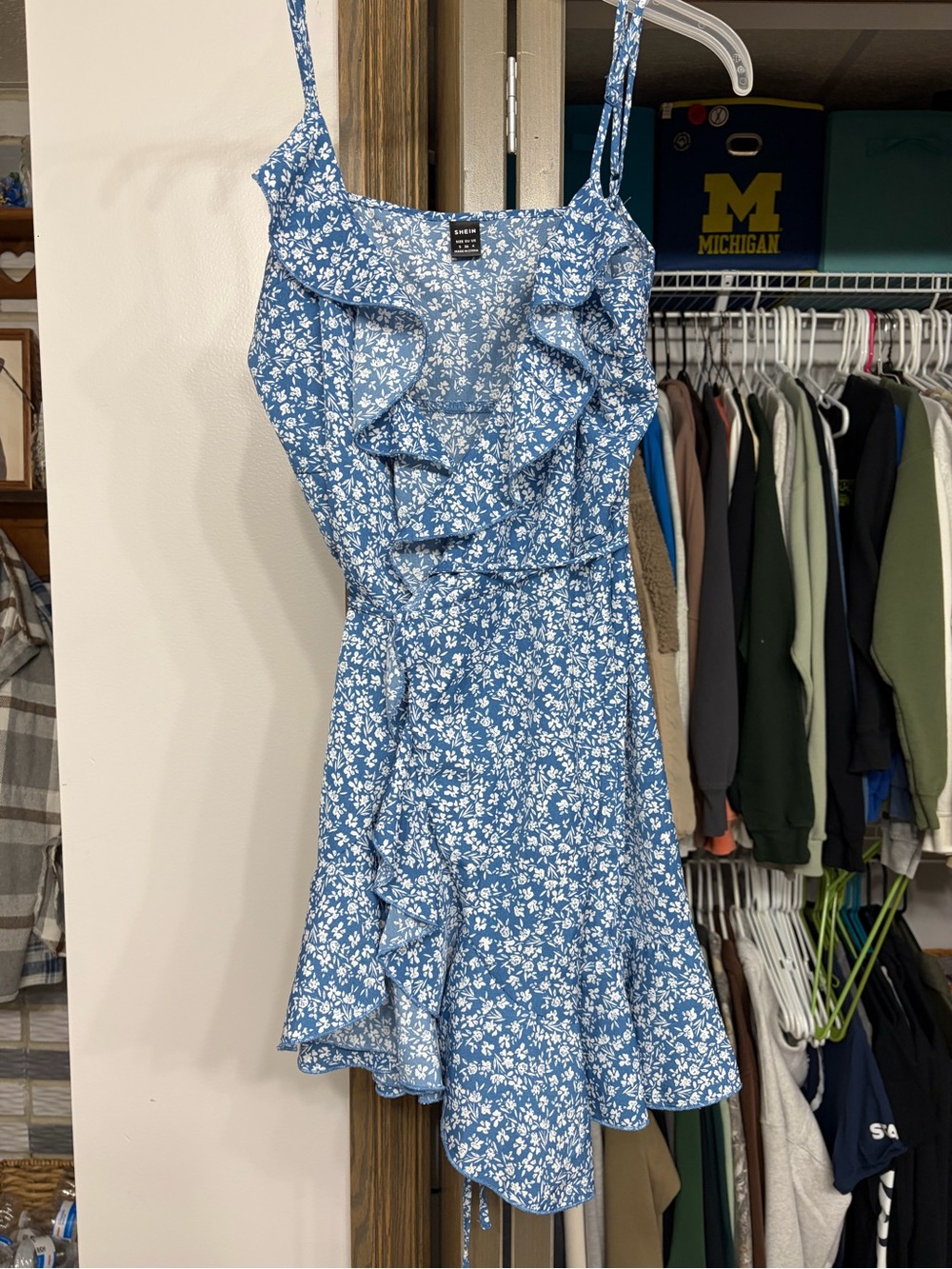 SHEIN Blue Floral Ruffle Mini Dress